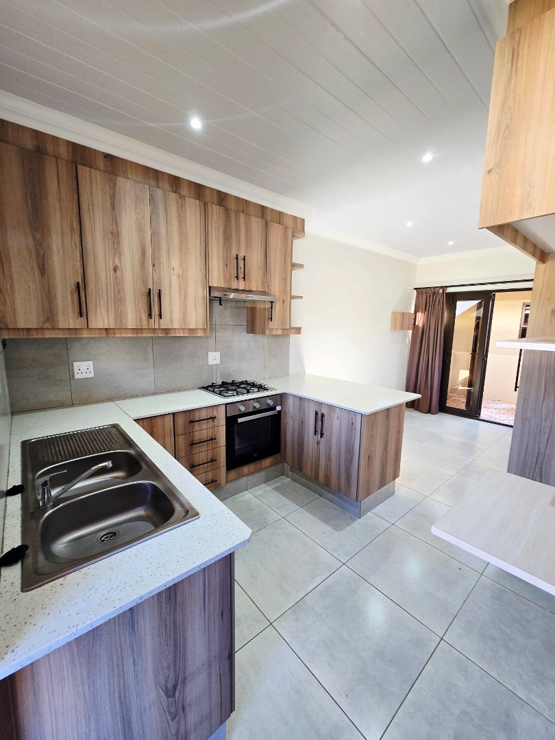 2 Bedroom Property for Sale in Wilkoppies North West